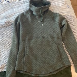 Marmot Forest green quilted mockneck sweater